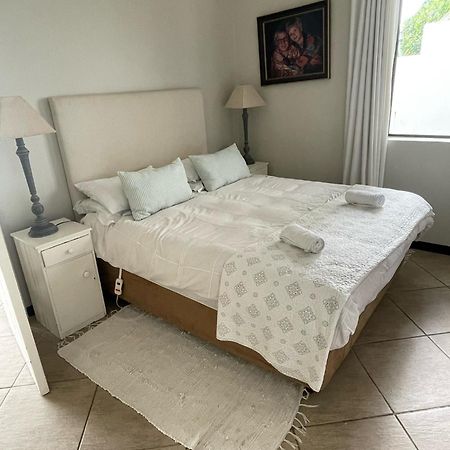 Apartment Ozone Herolds Bay Luaran gambar